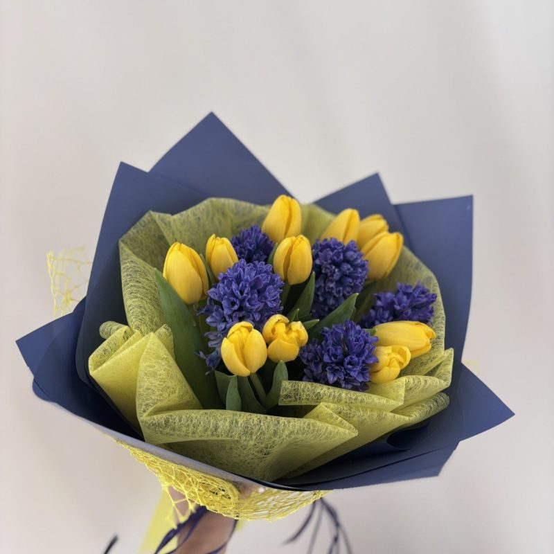 tulpes_ar_hiacintem Tulpes ar hiacintēm